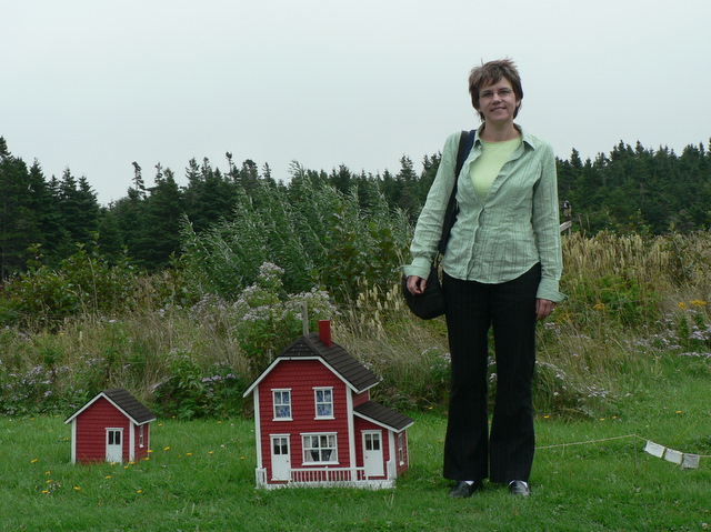 Cathy with minatures at Site d'Autreois
